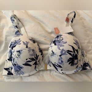 NWT Cacique Blue and White Floral Bra